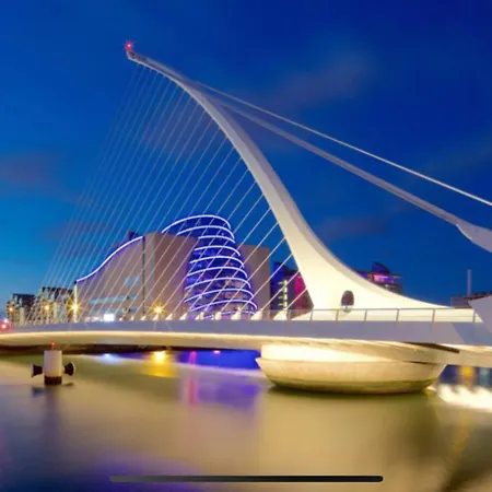 Modern Centre Lägenhet